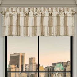 Brando III Tailored Valance Natural 88 x 18