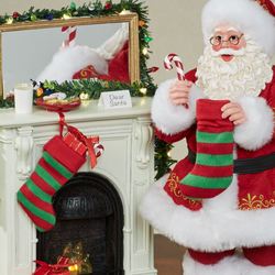 A Visit from St Nicholas Clothtique Red 2 Piece Set