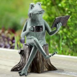 Joy of Reading Frog Garden Sculpture Verdi Bronze