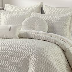 Brilliance Quilt Set Ivory