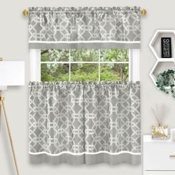 Brinson Tier and Valance Set