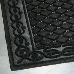 Tristan Extra Large Mat 70 x 45