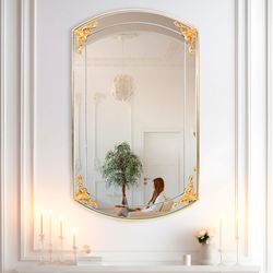 Bellona Wall Mirror Gold