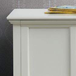 Aura Blanket Chest Ivory