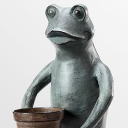 Helpful Frog Planter Garden Sculpture Green