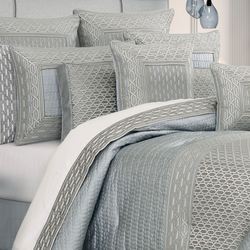 Metropolitan Comforter Set Silver