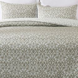 Vineyard Matelasse Mini Coverlet Set Olive