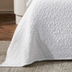Vineyard Matelasse Throw Blanket White 50 x 70