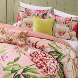 Spring Forever Comforter Bed Set Pink