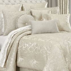 Celine Comforter Set Champagne