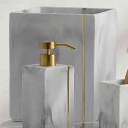 Bergen Wastebasket Gray