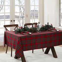 Fireside Tartan Rectangle Tablecloth