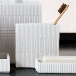 Urbano Brush Holder Ivory