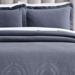 Peploi Matelasse Bedspread Set