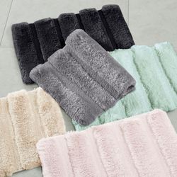 Tufted Channel Rectangle Bath Rug