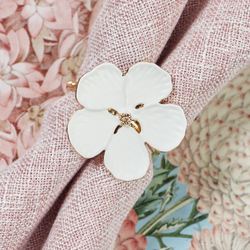 Sweet Blossom Napkin Rings White Set of Four