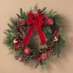 Christmas Tidings Wreath Green