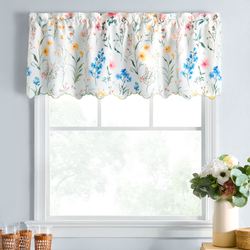 Spring Field Scalloped Valance White 48 x 15