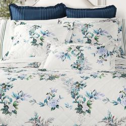 Meadow Floral Quilt Set White