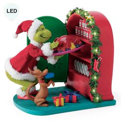Christmas Dinner Grinch Clothtique Red