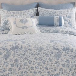 Heritage Toile Mini Coverlet Set Blue