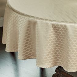 Olivia Round Tablecloth 70 Diameter