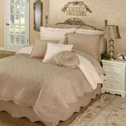 Everafter Quilt Set Almond