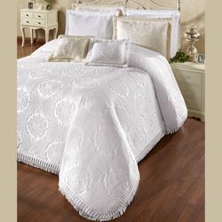Elegant Medallion Grande Bedspread White