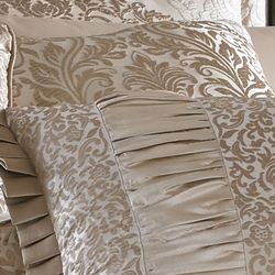 La Scala Medallion Piped Pillow Fawn 20 Square