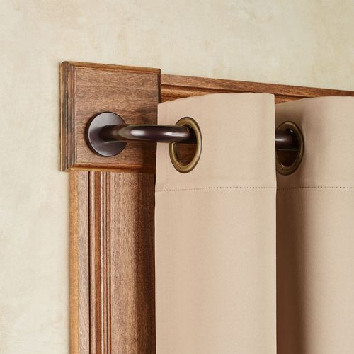 AC28-001_2.jpg Thumbnail Image