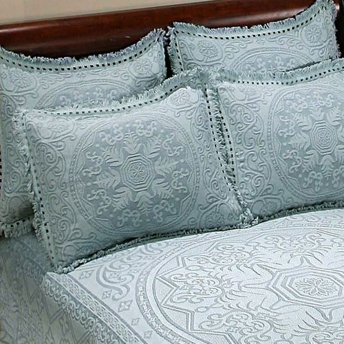 Hampton Bedspread Thumbnail Image