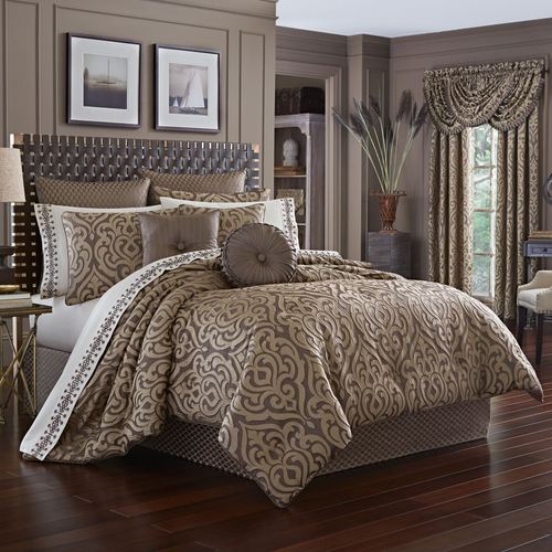 B526-001_NT.jpg Thumbnail Image