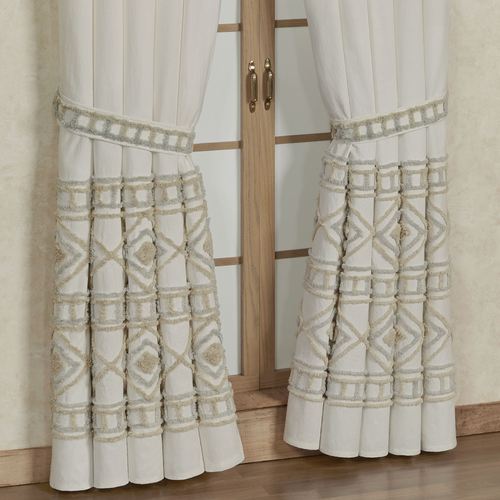 BM47-007_V.jpg Thumbnail Image