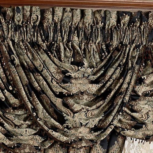 Fenmore Waterfall Valance Black 43 x 33 Thumbnail Image