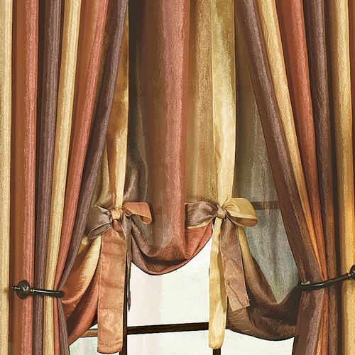 C109-002_Autumn.jpg Thumbnail Image