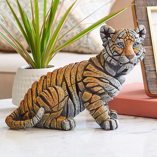 CR65-001_3.jpg Thumbnail Image