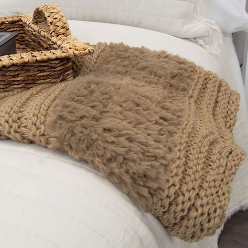 CU31-001_Camel.jpg Thumbnail Image