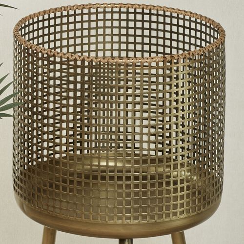 CY51-001_2.jpg Thumbnail Image