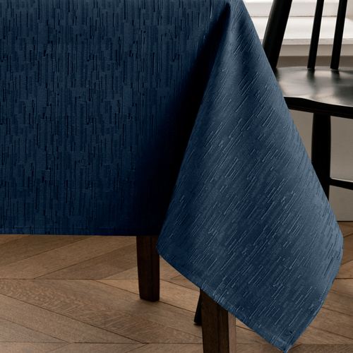 DE06-004_Navy.jpg Thumbnail Image