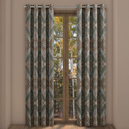 DL32-001_3.jpg Thumbnail Image