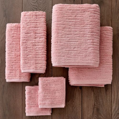 DQ20-001_Blush.jpg Thumbnail Image