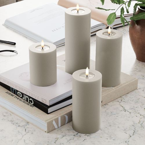 DR77-004_NT.jpg Thumbnail Image