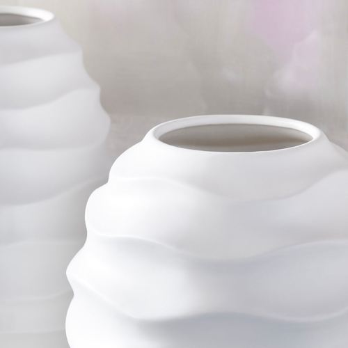 EC24-001_2.jpg Thumbnail Image