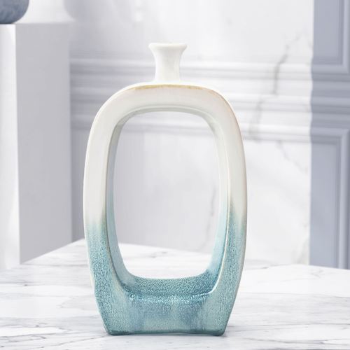 EF02-001_V.jpg Thumbnail Image