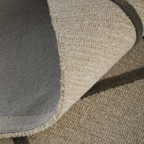 EH47-001_3.jpg Thumbnail Image