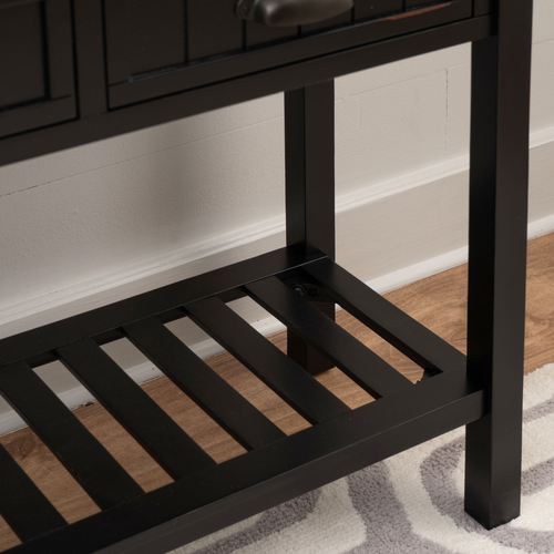 EM05-001_4.jpg Thumbnail Image