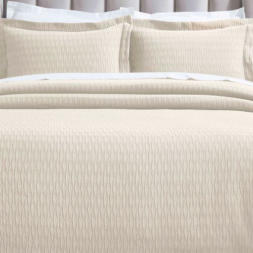 EN15-001_2.jpg Thumbnail Image