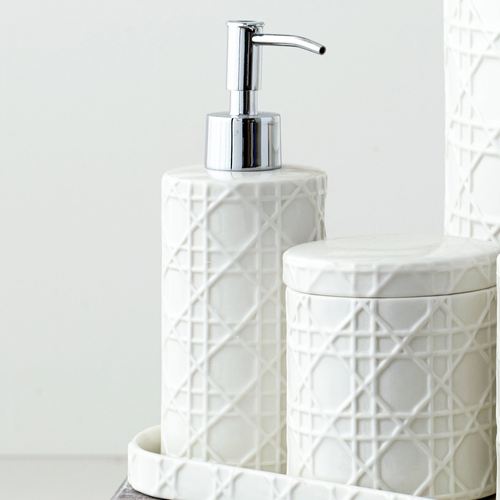 J219-001_NT.jpg Thumbnail Image