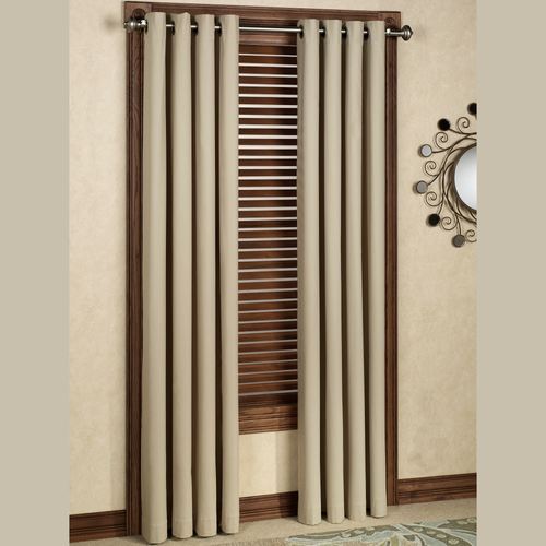 J733-001_NT.jpg Thumbnail Image