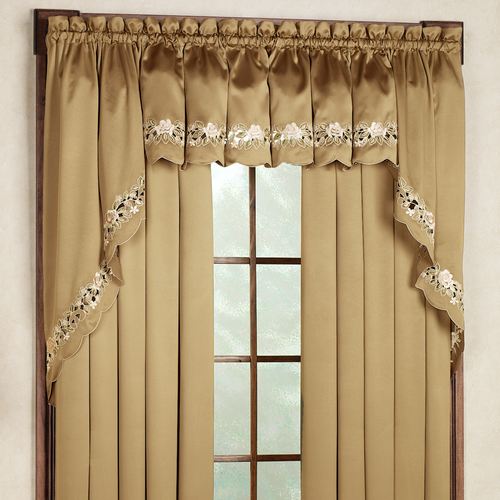 L939-001_2.jpg Thumbnail Image